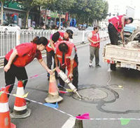 市區(qū)300余個(gè)“跳響”井蓋被修復(fù)，車(chē)輛經(jīng)過(guò)不再敢“吱聲”